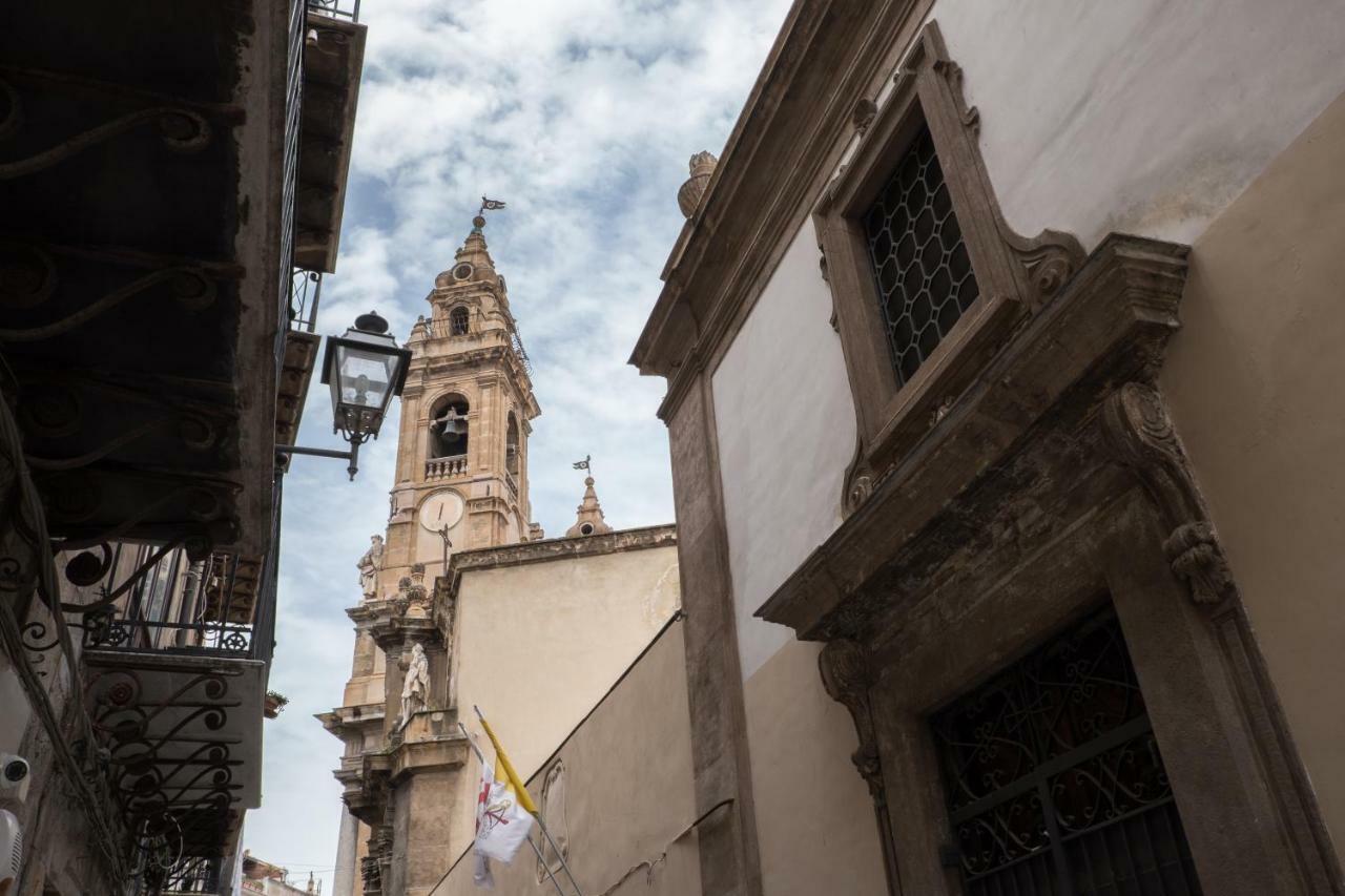 דירות פלרמו Centro Storico Casa Dell'Orologio מראה חיצוני תמונה